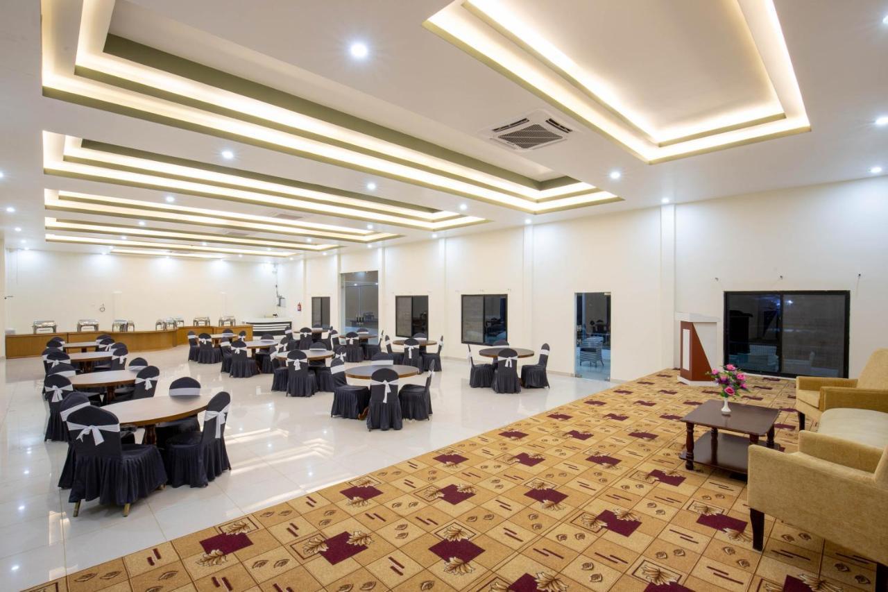 Lumbini Palace Resort מראה חיצוני תמונה