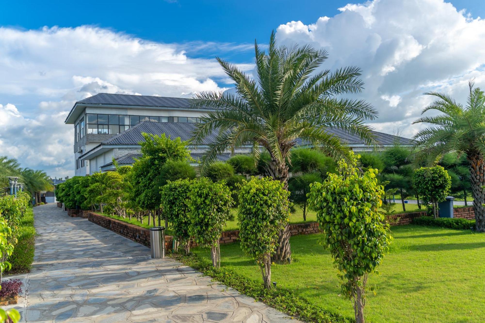 Lumbini Palace Resort מראה חיצוני תמונה